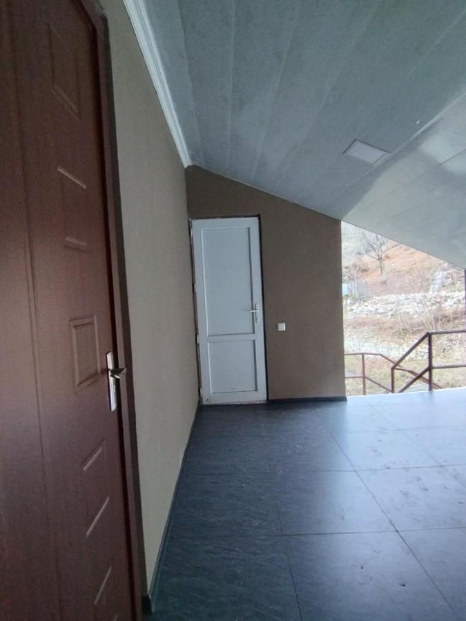 Apartamento Lika'S Sweet House Katskhi Exterior foto